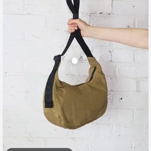 Baggu Medium Crescent Crossbody in Khaki